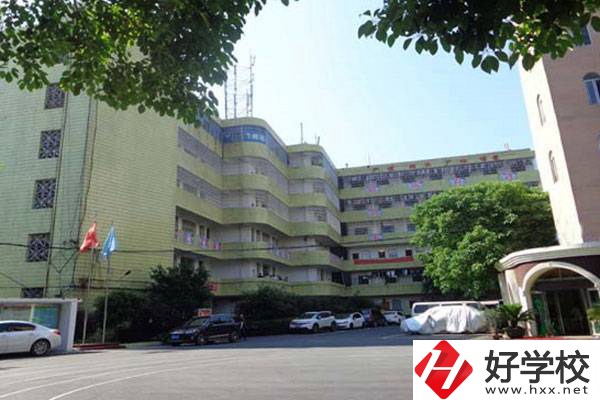 想學(xué)中餐烹飪專業(yè)，看看衡陽這所學(xué)校