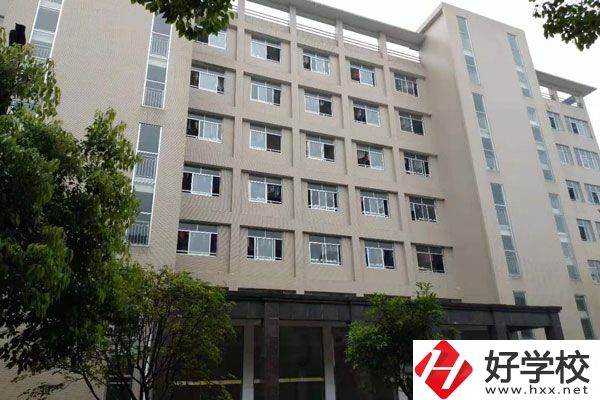 安鄉(xiāng)縣職業(yè)中專師資力量如何？就業(yè)前景好嗎？