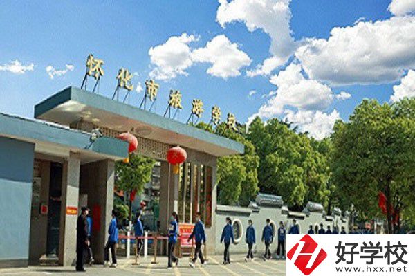 懷化旅游學(xué)校的美容美體藝術(shù)專業(yè)怎么樣？