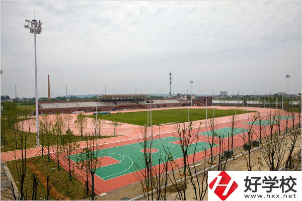 常德汽車機電學(xué)校師資情況如何？就業(yè)情況如何？