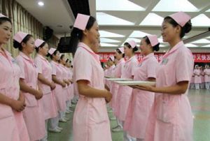 中專學(xué)歷、護理專業(yè)現(xiàn)在可以報考執(zhí)業(yè)藥師證嗎？