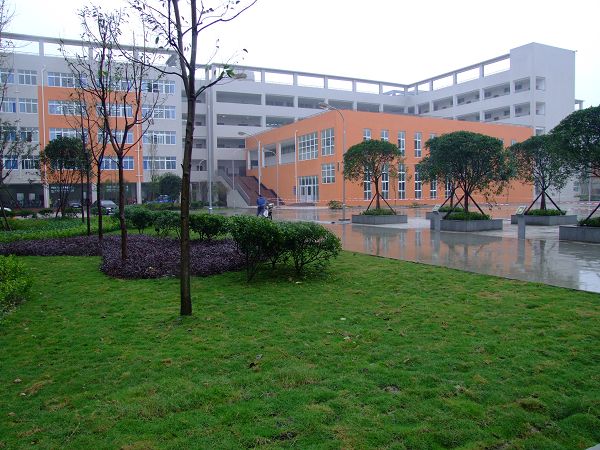 成都市禮儀職業(yè)中學(xué)有哪些報(bào)名要求？