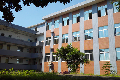 四川省鹽業(yè)學(xué)校主要開(kāi)設(shè)專業(yè)