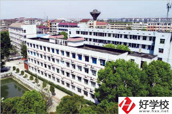 益陽市衛(wèi)生職業(yè)技術學?；A設施怎么樣？位置在哪？