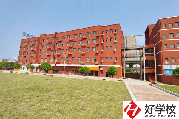長(zhǎng)沙湘府科技技工學(xué)?？孔V嗎?有什么專業(yè)?