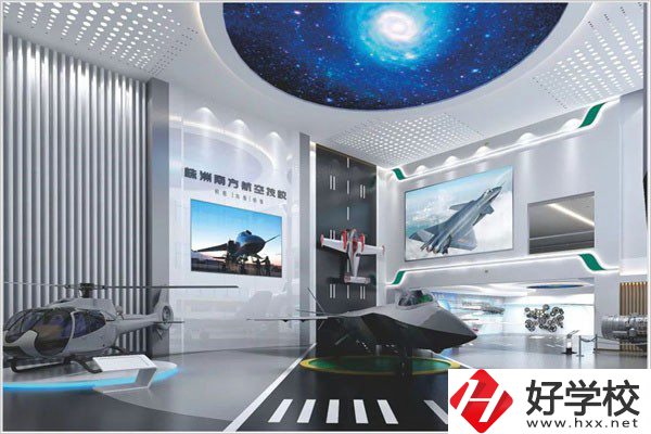 株洲南方航空技校招初中生嗎？學制幾年？