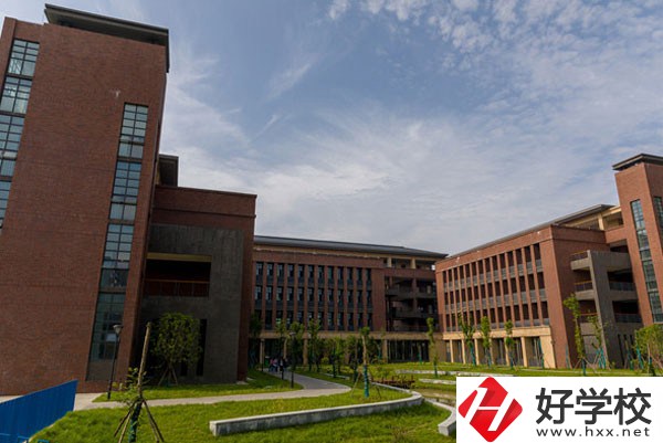 常德有哪些外語中職學校？開設有什么專業(yè)？