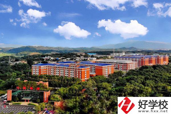 長沙有哪些民辦衛(wèi)校可以選擇？收費(fèi)貴嗎？