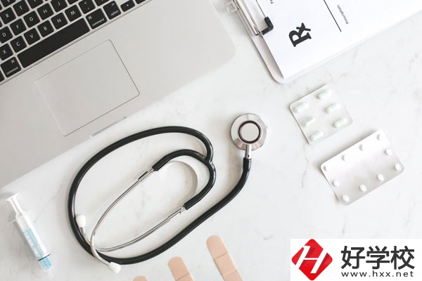 核工業(yè)衛(wèi)生學(xué)校護(hù)理專業(yè)值得學(xué)嗎？有沒有前途？