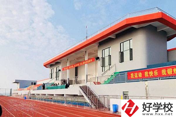 瀏陽(yáng)市中協(xié)高新科技學(xué)校的招生專(zhuān)業(yè)有哪些？學(xué)費(fèi)貴嗎？