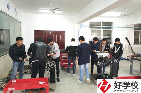 炎陵縣職業(yè)技術(shù)學(xué)校有哪些招生專業(yè)？