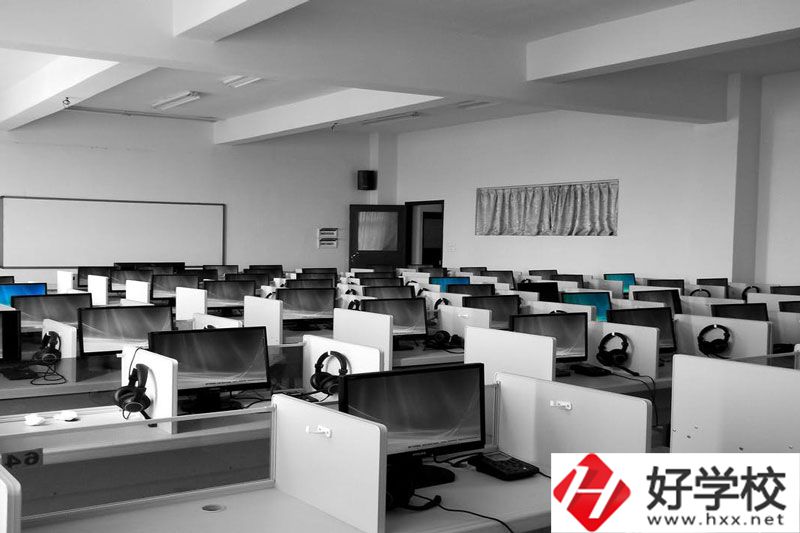 長(zhǎng)沙環(huán)球職業(yè)中專(zhuān)學(xué)校地址在哪里？怎么去？