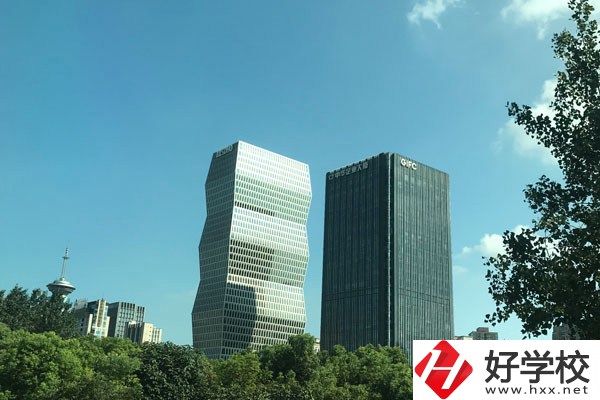 株洲生物工程中專學(xué)計算機專業(yè)怎么樣？