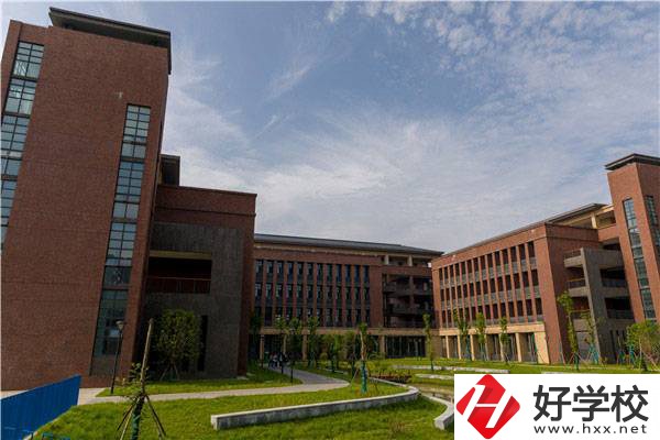 常德財經(jīng)中等專業(yè)學(xué)校怎么樣，獲得了哪些榮譽(yù)？