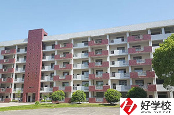 長(zhǎng)沙高級(jí)技工學(xué)校怎么樣，有哪些熱門專業(yè)？