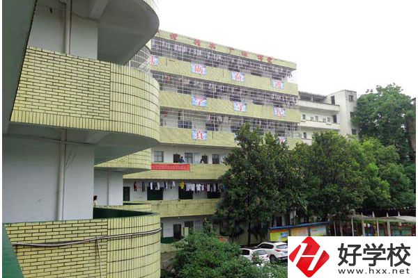 衡陽(yáng)烹飪中等職業(yè)學(xué)校怎么樣？廚師專(zhuān)業(yè)好不好？
