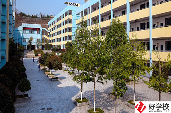 長沙財經(jīng)學(xué)校有哪些專業(yè)？