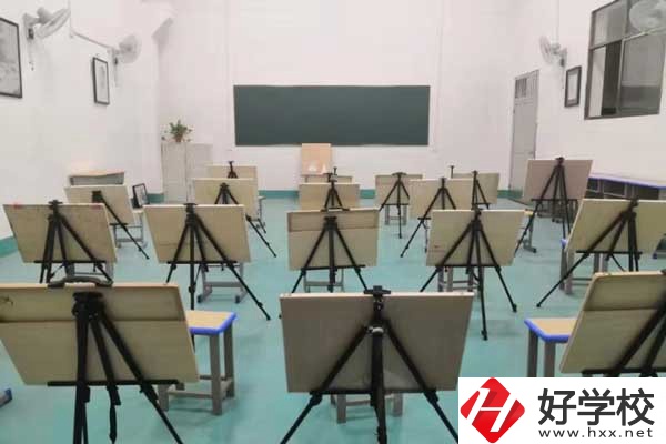 邵陽市鐵航職業(yè)技術(shù)學(xué)校有哪些優(yōu)勢(shì)，地址在哪？