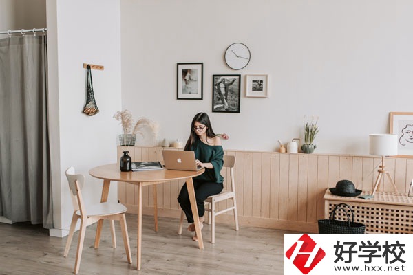 常寧市職業(yè)中等專業(yè)學(xué)校是公辦的嗎？專業(yè)好不好？