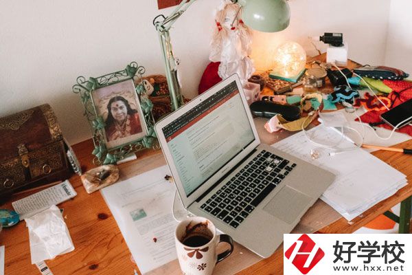 宜章縣中等職業(yè)技術(shù)學(xué)校好不好？讀了有出息嗎？