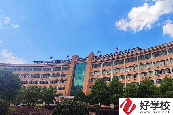 衡陽(yáng)理工學(xué)校有什么熱門(mén)專(zhuān)業(yè)？