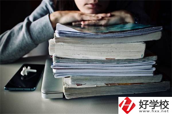 湖南初中畢業(yè)選3+2還是3+3？有五年制大專推薦嗎？