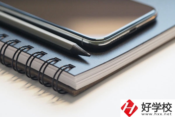 桂陽縣職業(yè)技術(shù)教育學(xué)校環(huán)境怎么樣？宿舍好不好？