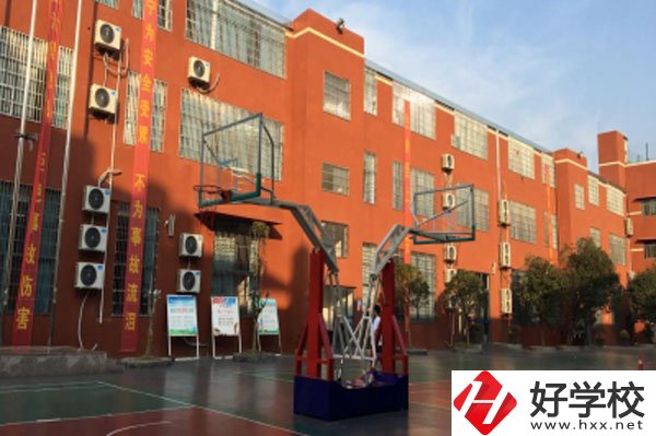 長沙市英藍中等職業(yè)學校怎么樣？有哪些優(yōu)勢？