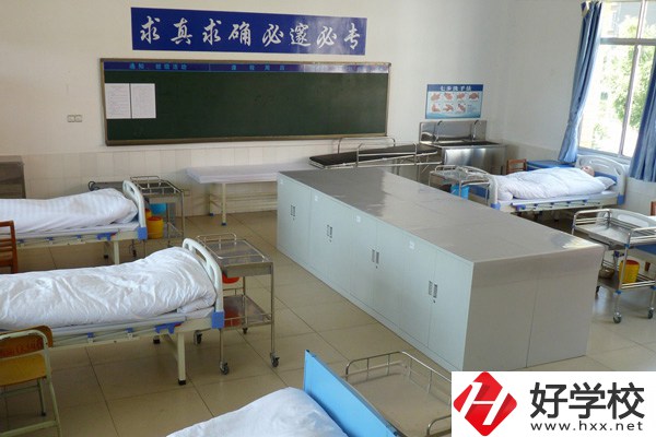 長沙有哪些中職學?？梢詫W護理專業(yè)？