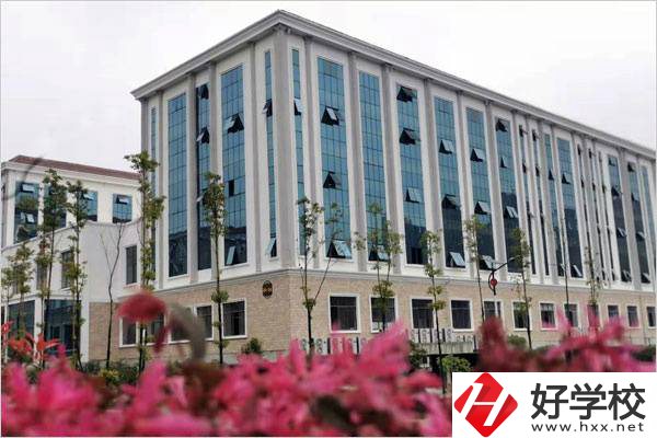 衡陽中南科技財經(jīng)管理學校教學樓