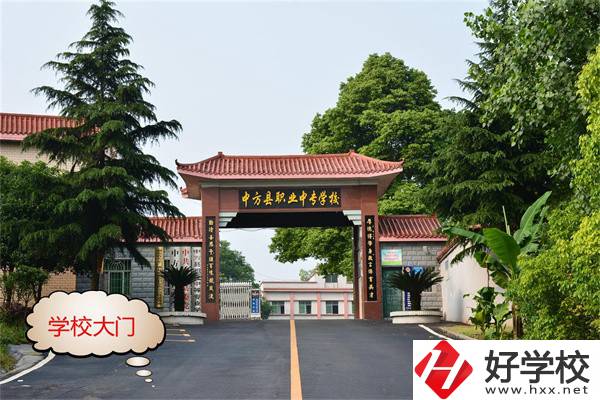 在懷化想學(xué)美術(shù)可以去什么中職？開設(shè)有什么專業(yè)？