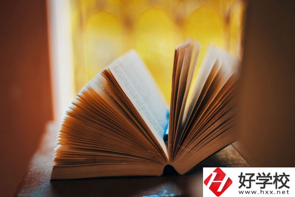 祁東縣職業(yè)中等專業(yè)學(xué)校環(huán)境好不好？宿舍怎么樣？