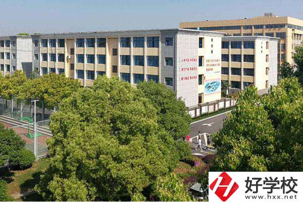 岳陽有哪所中職學校有辣條專業(yè)？該專業(yè)學了有用嗎？