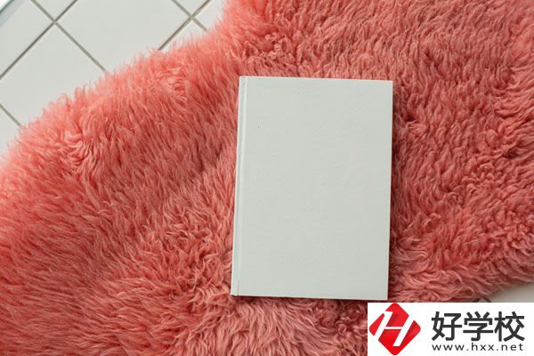 懷化啟航衛(wèi)生學(xué)校護理專業(yè)好不好？學(xué)費貴嗎？