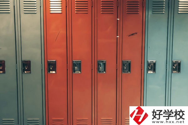 宜章湘粵中等職業(yè)技術(shù)學(xué)校辦學(xué)特色是什么？