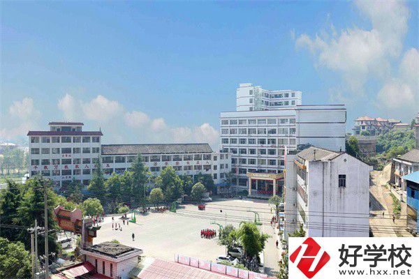 婁底民辦中職學(xué)校怎么樣？民辦中職值得就讀嗎？