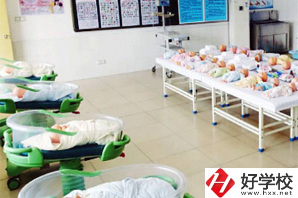 長(zhǎng)沙博雅衛(wèi)生中等專(zhuān)業(yè)學(xué)校實(shí)訓(xùn)室