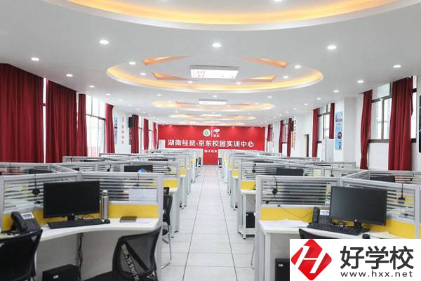 湘潭的公辦中職推薦就業(yè)嗎？哪些學校的就業(yè)率比較高？