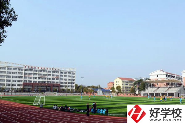 岳陽縣職業(yè)中等專業(yè)學(xué)校有哪些專業(yè)？師資力量如何？