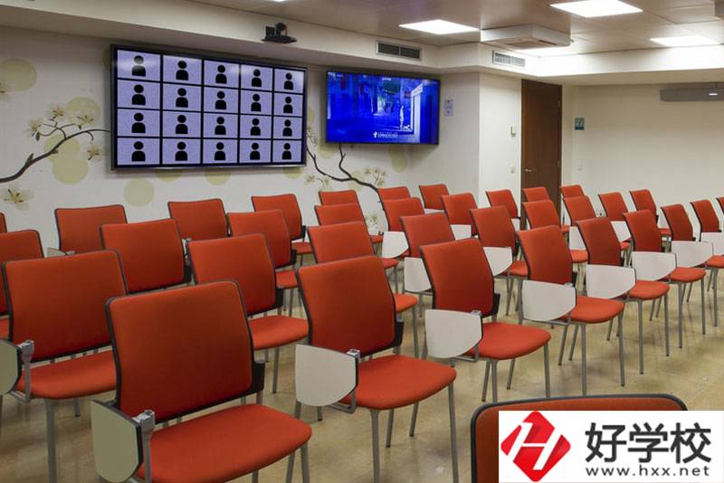 平江縣職業(yè)學院會計專業(yè)怎么樣？就業(yè)方向有哪些？