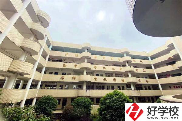 成績差讀長沙哪些職校比較好？怎么在校提升自己？