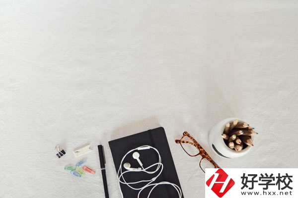 湖南省道縣師范學(xué)校好不好？什么專業(yè)女生最多？