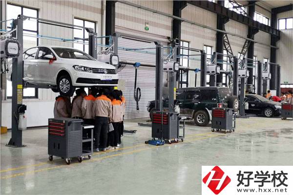 婁底市哪所技校比較好？有哪些專業(yè)？
