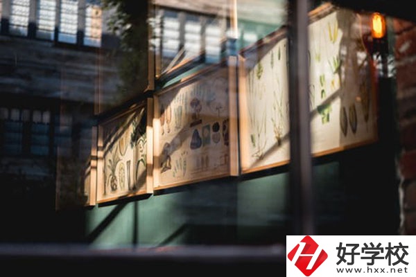 湖南省經(jīng)濟(jì)貿(mào)易職業(yè)中專學(xué)校好不好？宿舍怎么樣？