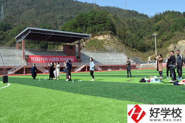 安化縣職業(yè)中專學(xué)校是公辦院校嗎？有哪些專業(yè)？