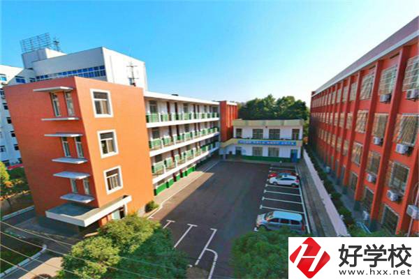 中國水電八局高級技工學校是所什么學校？有什么優(yōu)勢？