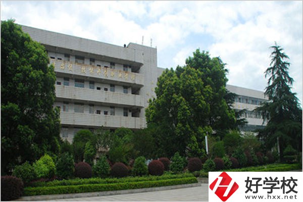 郴州第一職中是中專還是技校？師資力量怎么樣？