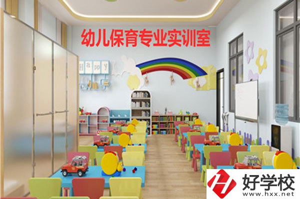 長(zhǎng)沙市經(jīng)開(kāi)中等職業(yè)技術(shù)學(xué)校實(shí)訓(xùn)室