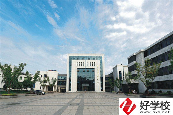 湖南有哪些比較好的技校？可以學(xué)什么專業(yè)？