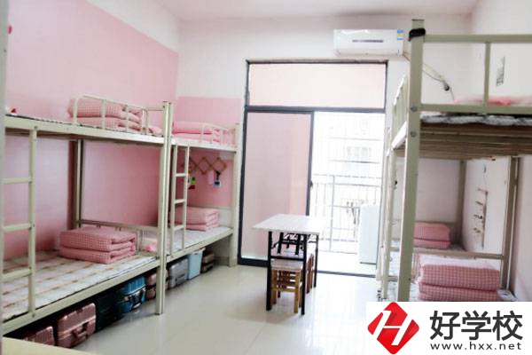 長(zhǎng)沙環(huán)境好的民辦中專(zhuān)有哪些？
